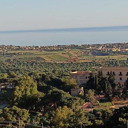 B&B Le 4 Stagioni Sul Viale, Belvedere Di Agrigento Luaran gambar