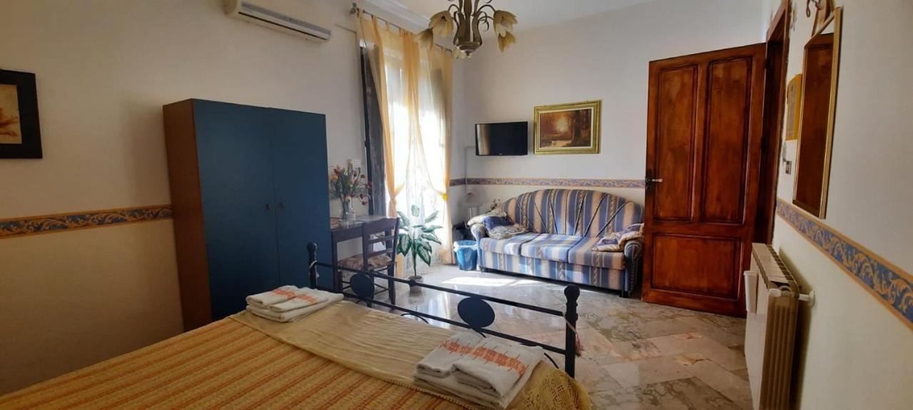 B&B Le 4 Stagioni Sul Viale, Belvedere Di Agrigento Luaran gambar