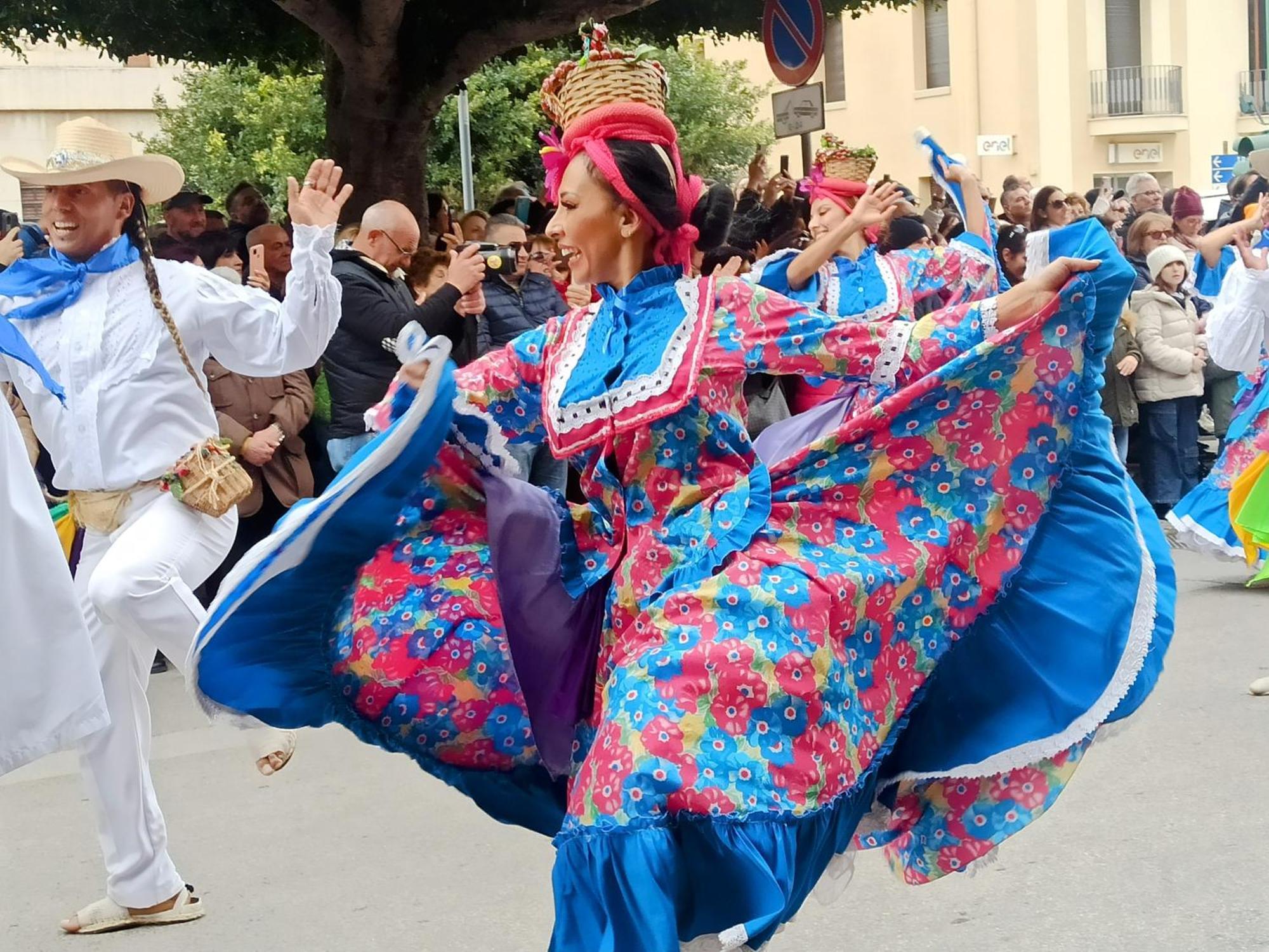 B&B Le 4 Stagioni Sul Viale, Belvedere Di Agrigento Luaran gambar